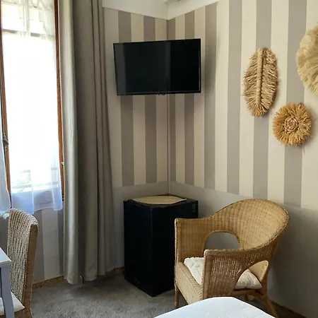 Otel La Marjolaine Juan-les-Pins