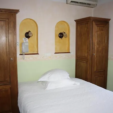 La Marjolaine Hotell 2*