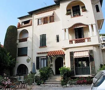 La Marjolaine 2* Juan-les-Pins